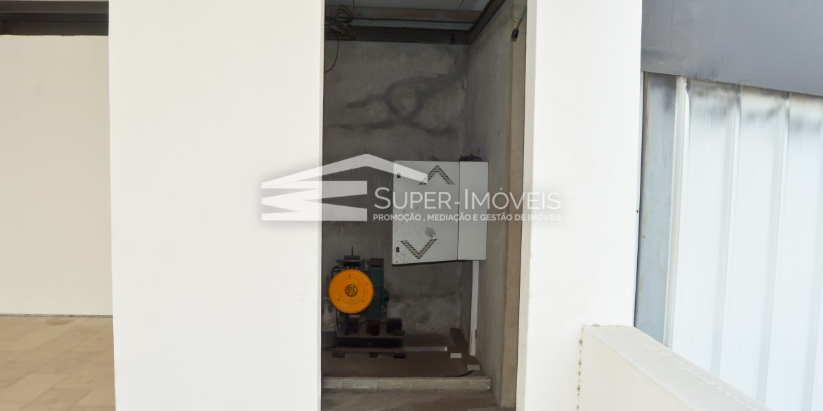 VENDE-SE EXCELENTE APARTAMENTO T3 - MARGINAL DE LUANDA