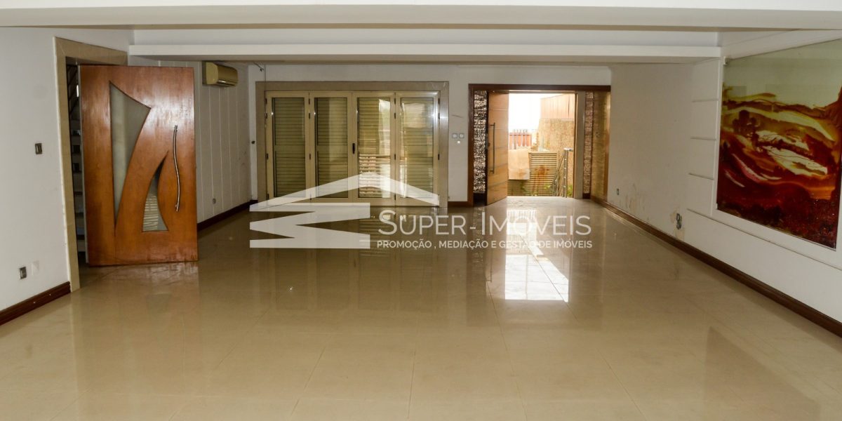 MORADIA T4 - ALVALADE