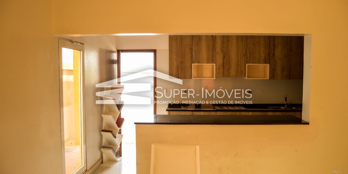 MORADIA T3 CONDOMÍNIO SOUVENIR - PATRIOTA