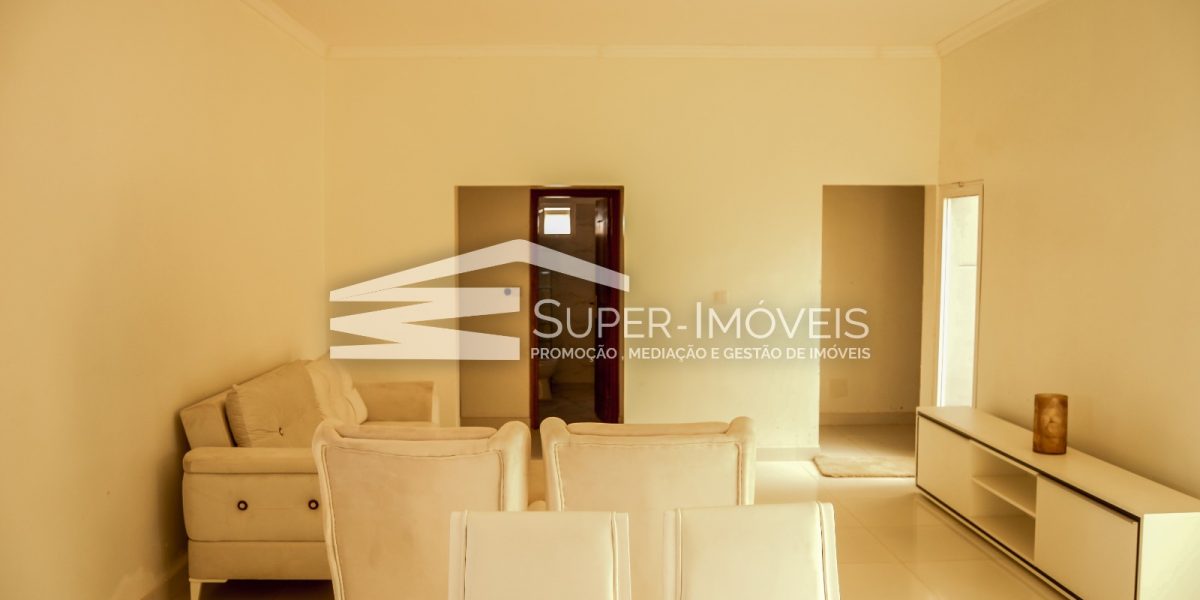 MORADIA T3 CONDOMÍNIO SOUVENIR - PATRIOTA