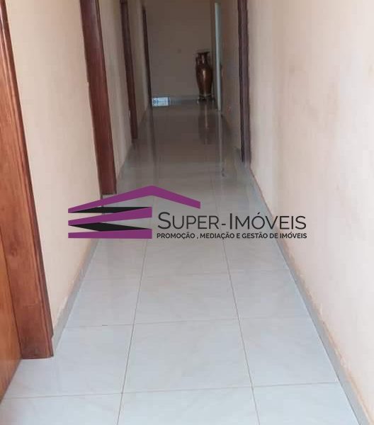 ESPAÇO COMERCIAL EM BENFICA - ZONA VERDE