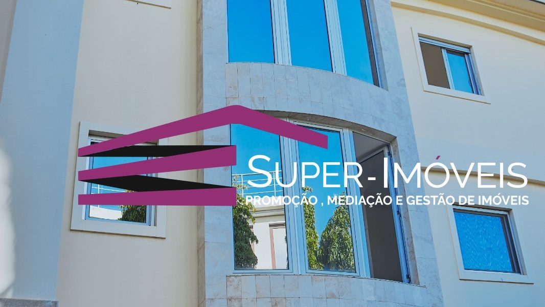 PRÉDIO GEMINADO DE 2 ANDARES - BENFICA