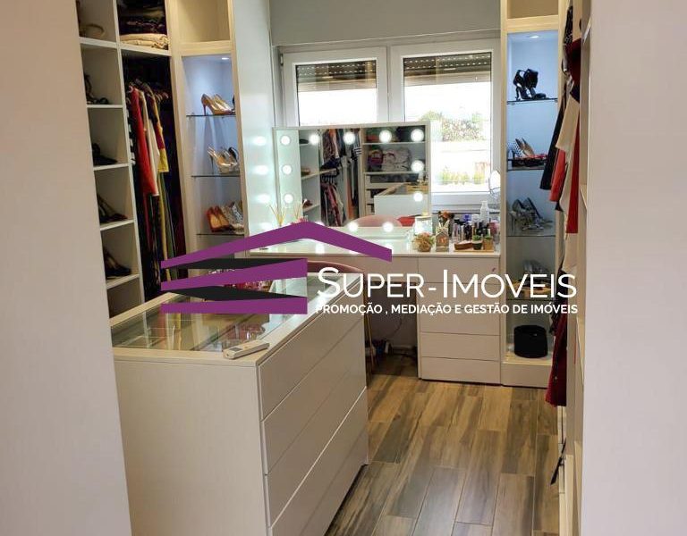 VIVENDA V5 CONDOMÍNIO INFINITY - TALATONA