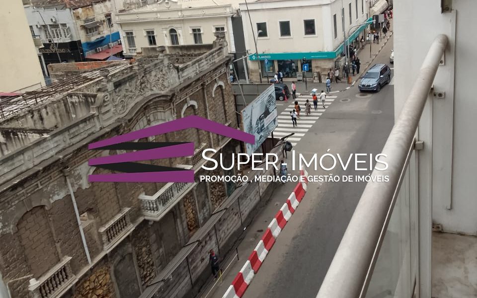 ESCRITÓRIO COM 500M2 TORRE ELYSEE