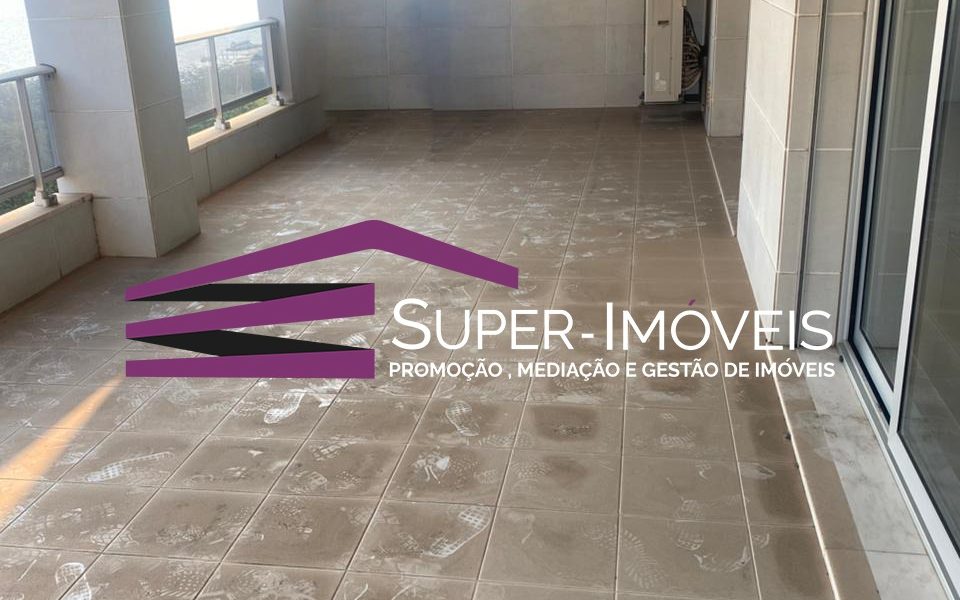APARTAMENTO T3 - CONDOMÍNIO ROSALINDA