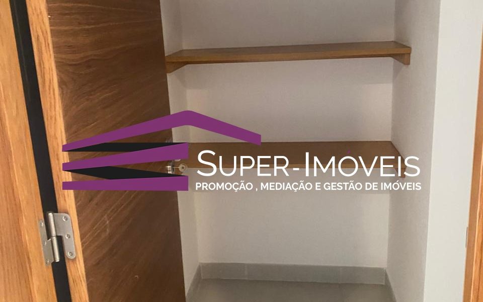 APARTAMENTO T3 - CONDOMÍNIO ROSALINDA